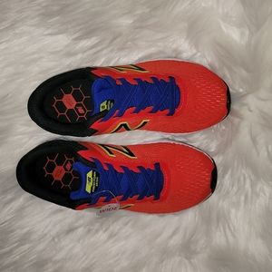 NWT Kids Size 13W New Balance sneakers